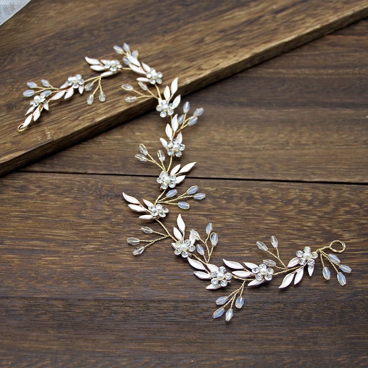 SANNIDHI Crown Hairband for Girls Pearl Flower Bridal Headband for Women Rhinestone Floral Hair Band Hair Accessories for Women Wedding Party Alloy Princess Headpiece SANNIDHI Crown Hairband for Girls Pearl Flower Bridal Headband for Women Rhinestone Floral Hair Band Hair Accessories for Women Wedding Party Alloy Princess Headpiece